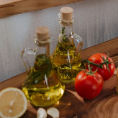 Zeytinyağı mı Tereyağı mı? Hangisi Daha Sağlıklı?